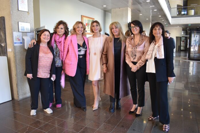 4b3cbe69-5f7e-4bca-987f-af1589b877c0