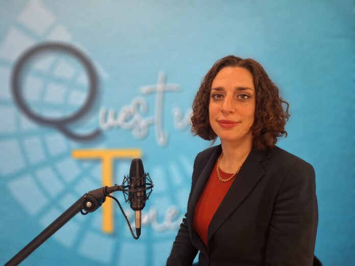 Simona Larghetti Question time