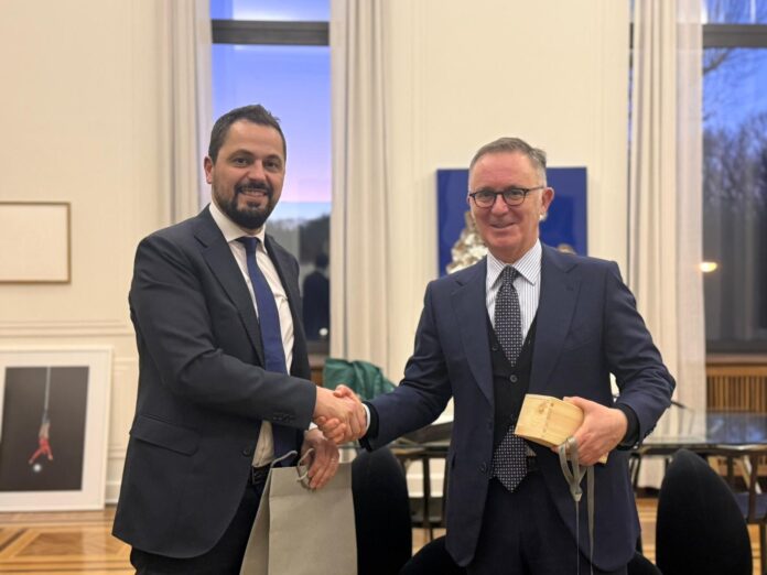 Presidente Maurizio Fabbri e ambasciatore Fabrizio Bucci